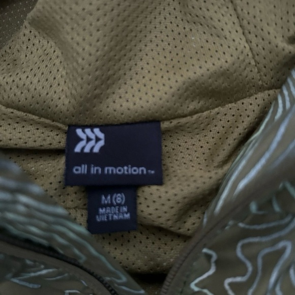 Old Navy All In Motion Boys Green Rain Jacket Size Medium (8) - Picture 3 of 3